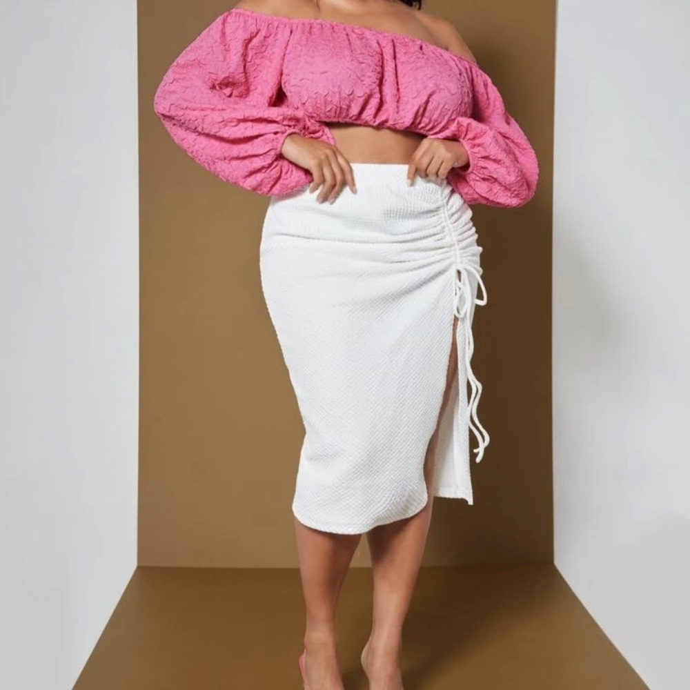 🌸SHEIN OFF SHOULDER RUCHED CROP BLOUSE🌸